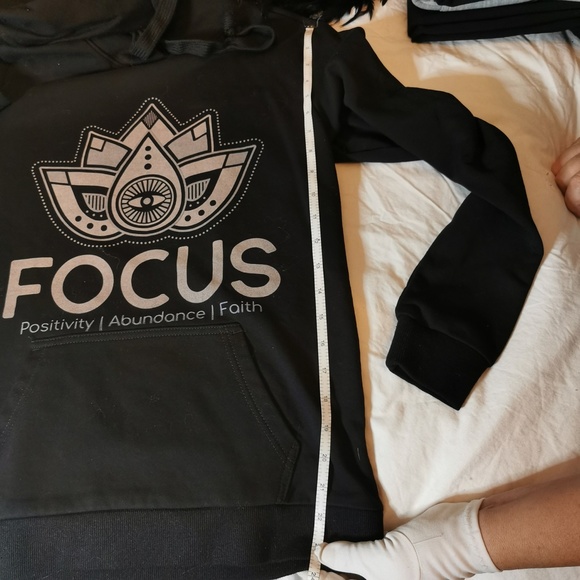 Old School Black Hoodie Sz. S Cute and Fashionable - Picture 7 of 8